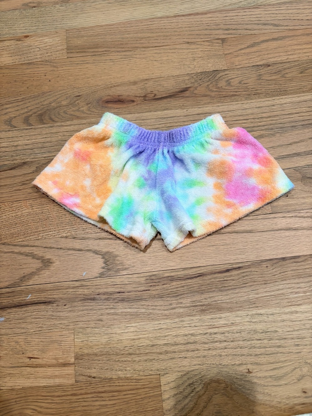 Denny’s baby girl tie dye terry cloth flowy shorts